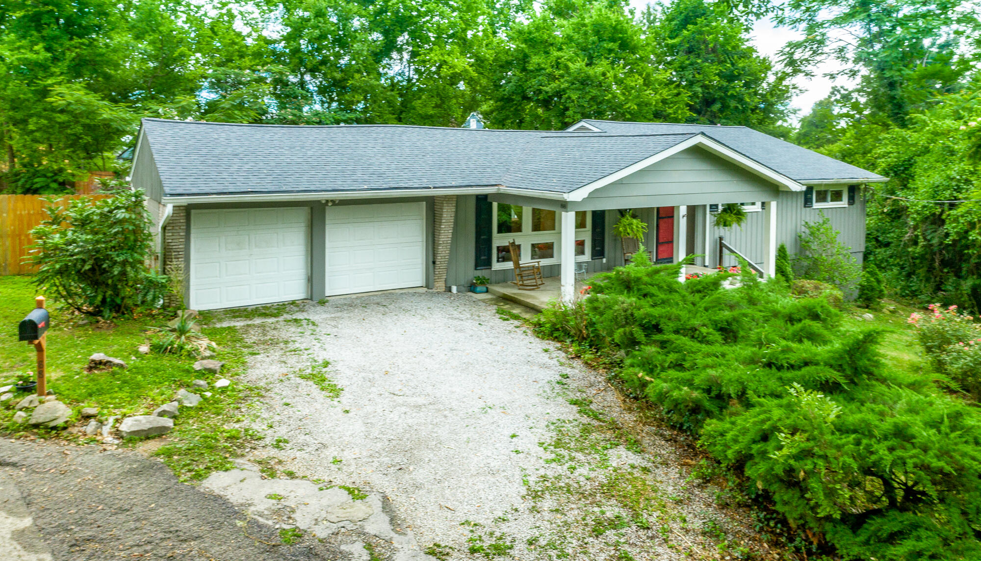 88 Inglenook Drive