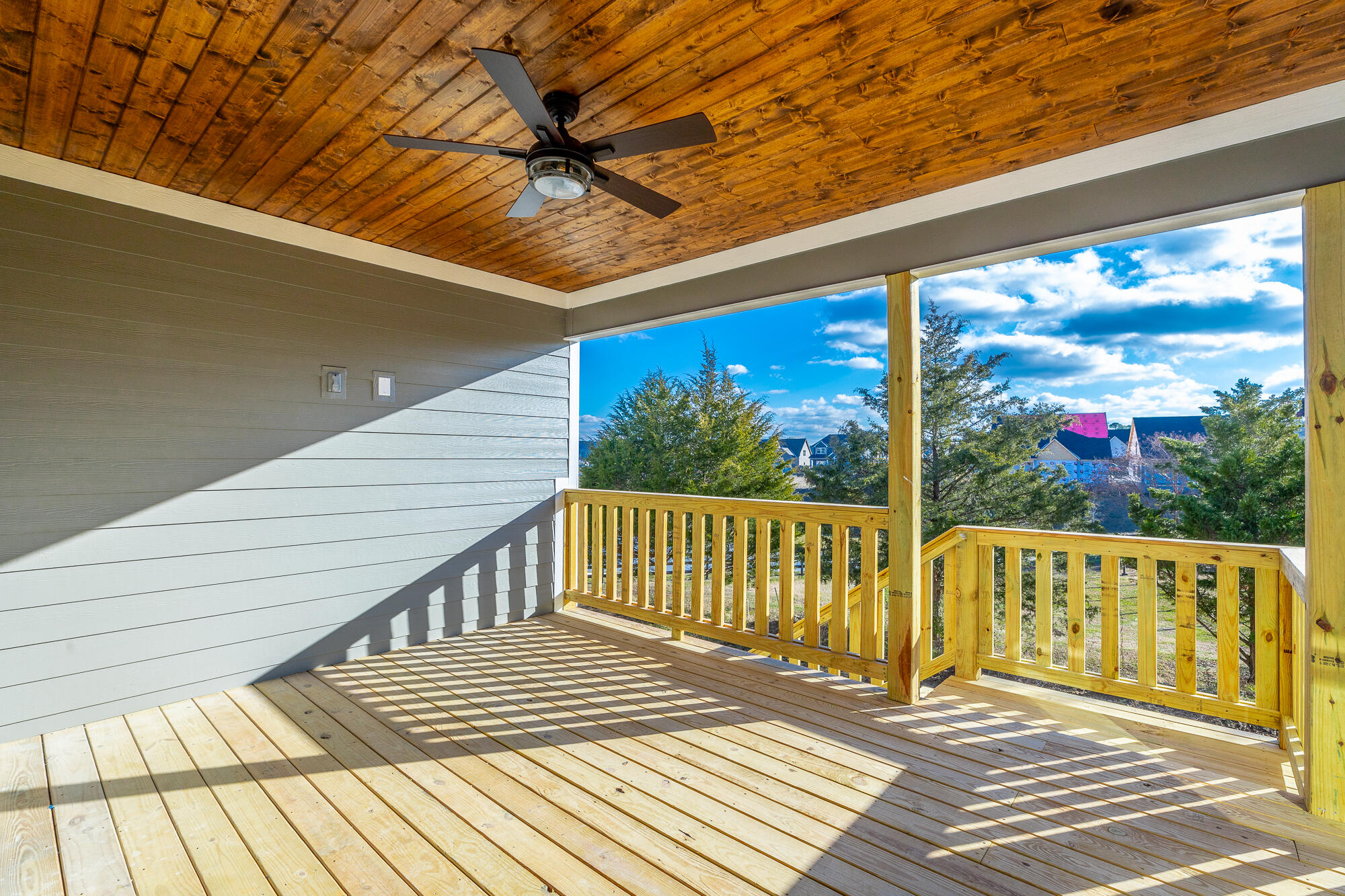 92 Willow Grove Court, 84