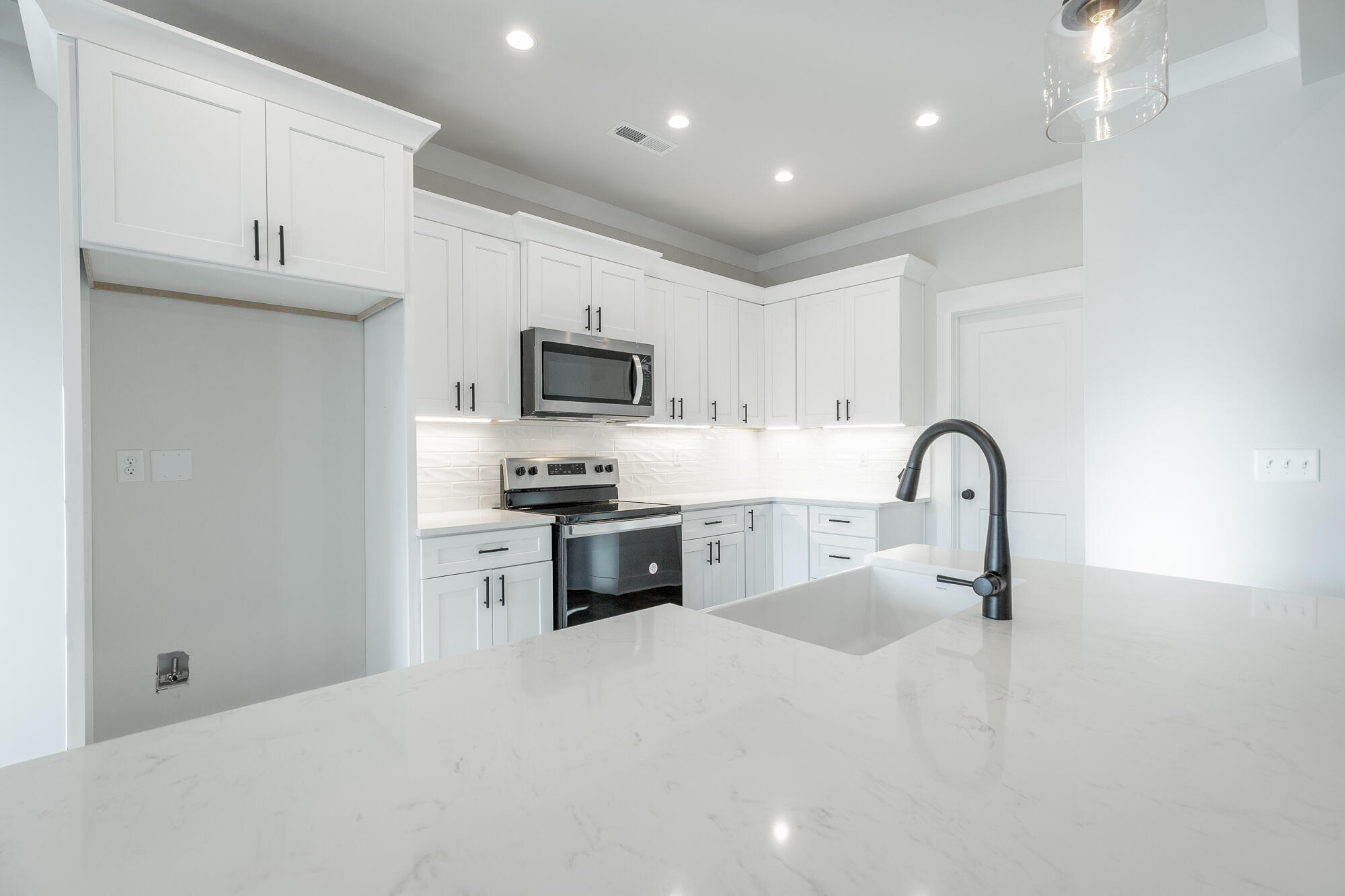 92 Willow Grove Court, 84