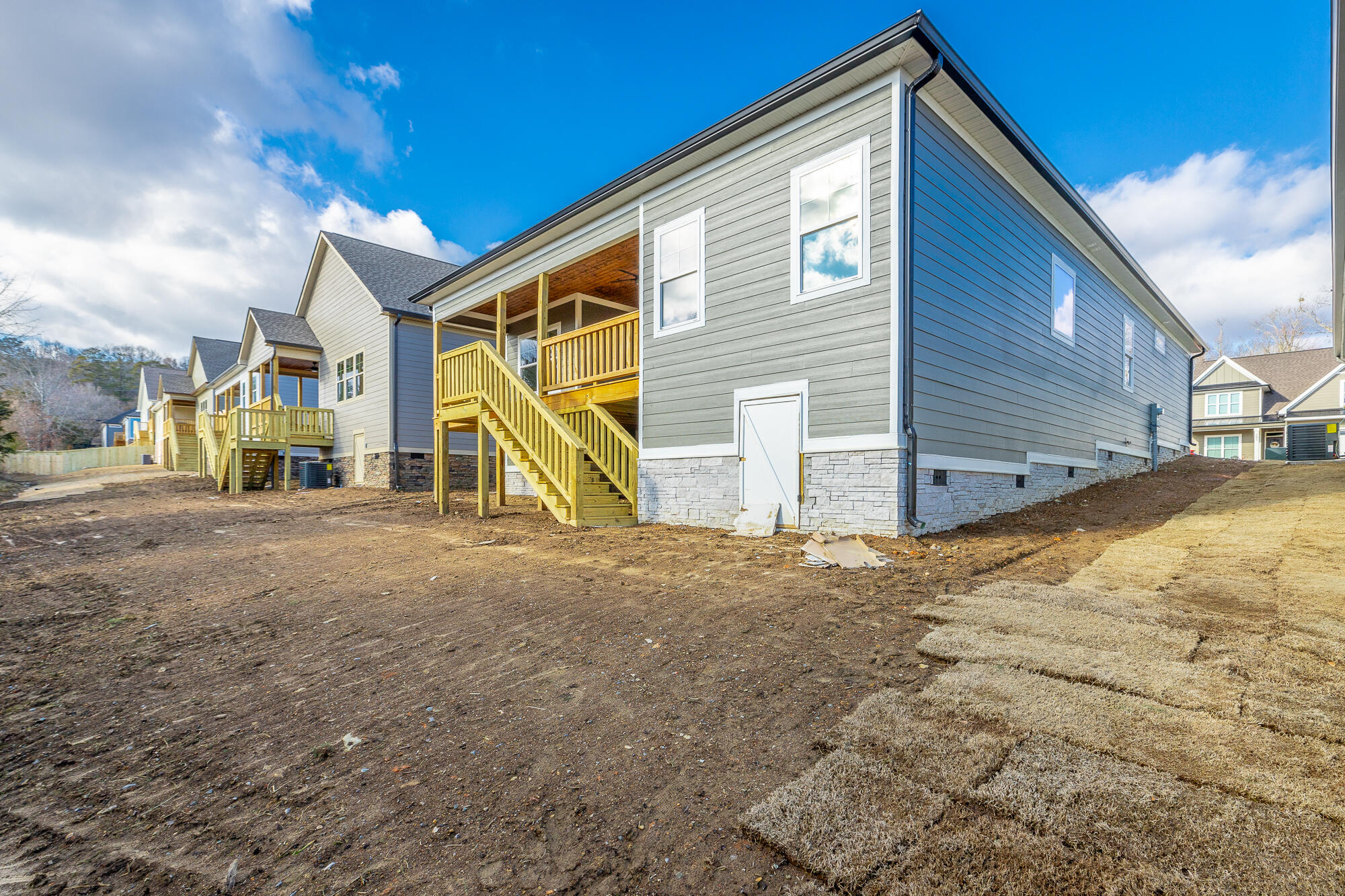92 Willow Grove Court, 84