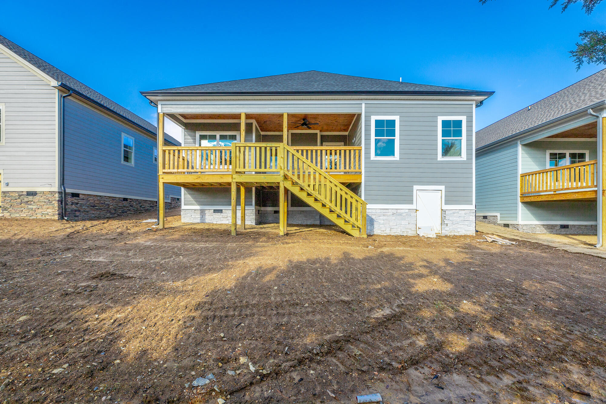 92 Willow Grove Court, 84