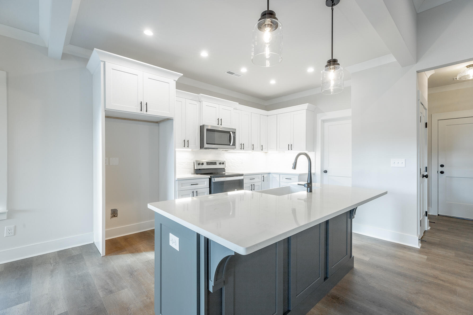 92 Willow Grove Court, 84