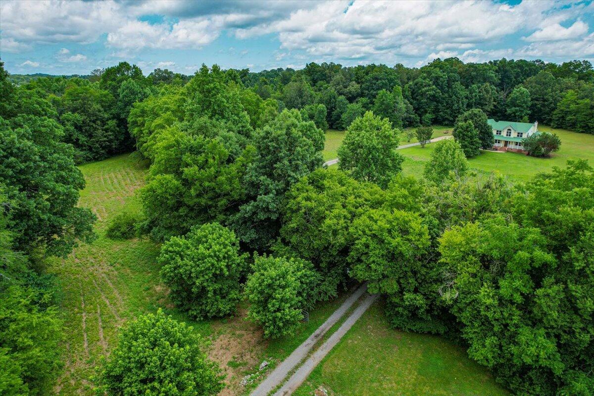 501 SE Strawhill Road