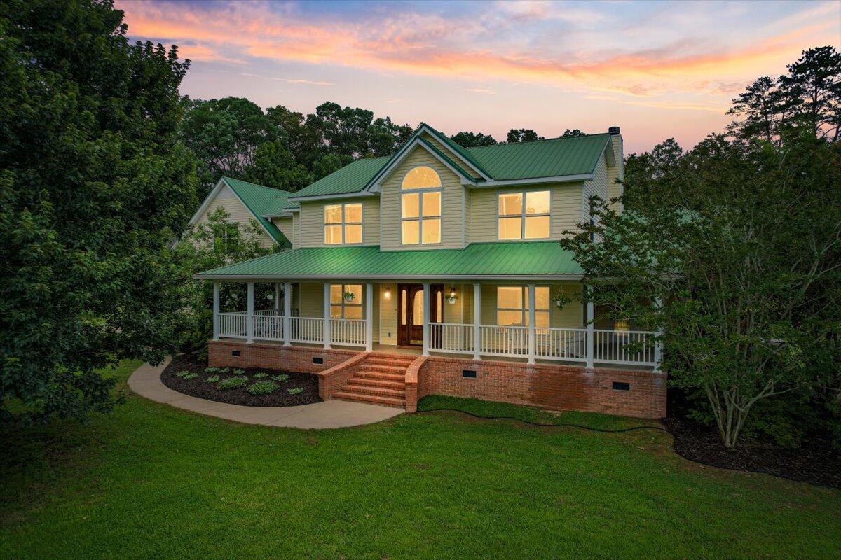 501 SE Strawhill Road