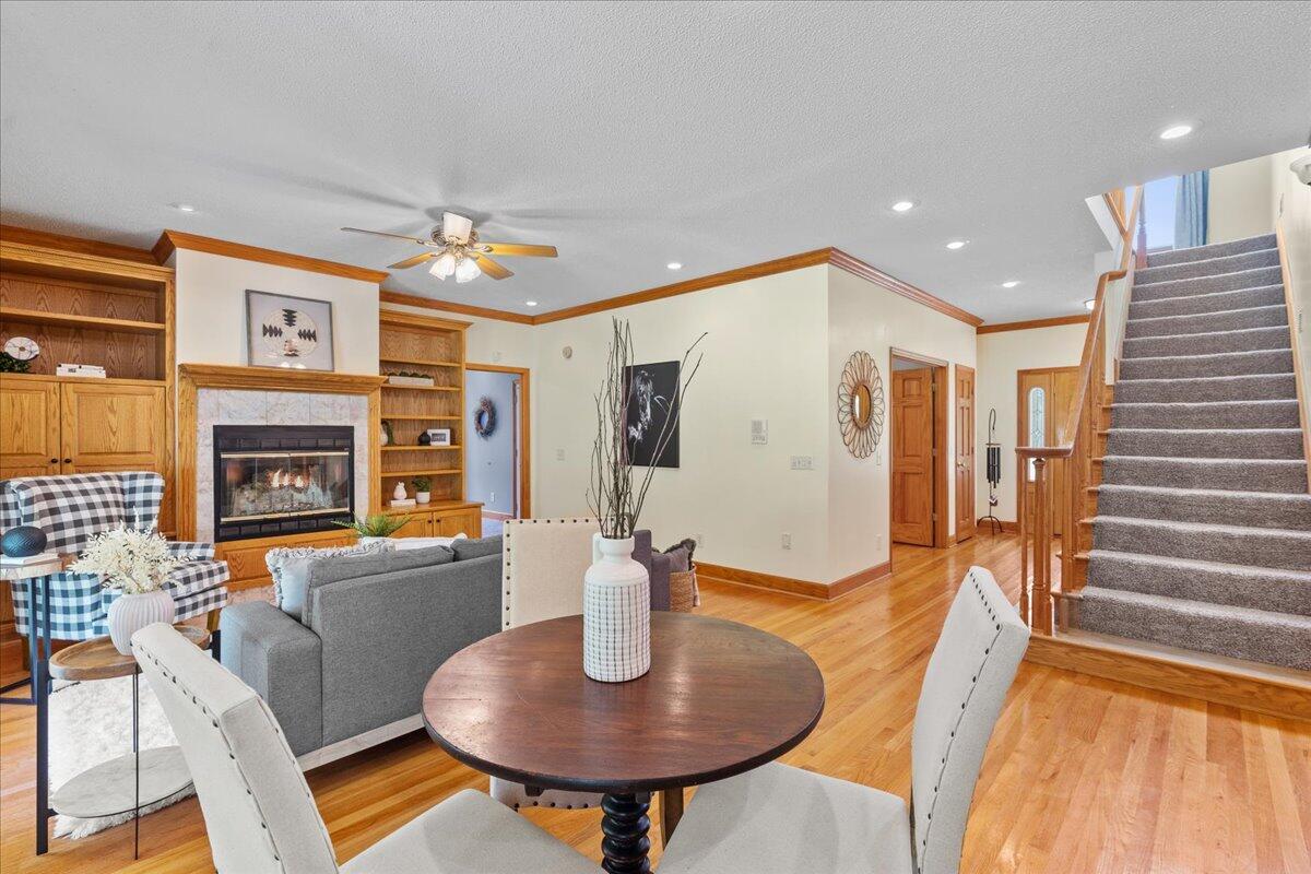 501 SE Strawhill Road