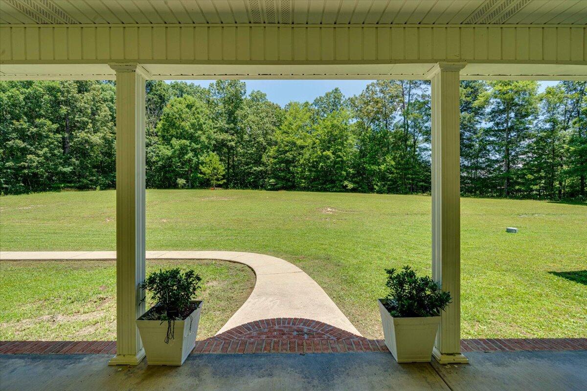 501 SE Strawhill Road