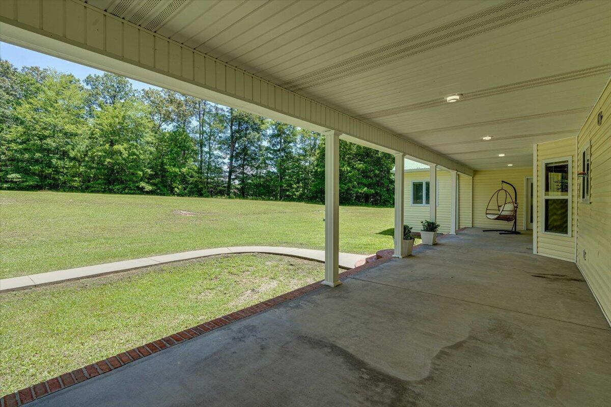 501 SE Strawhill Road