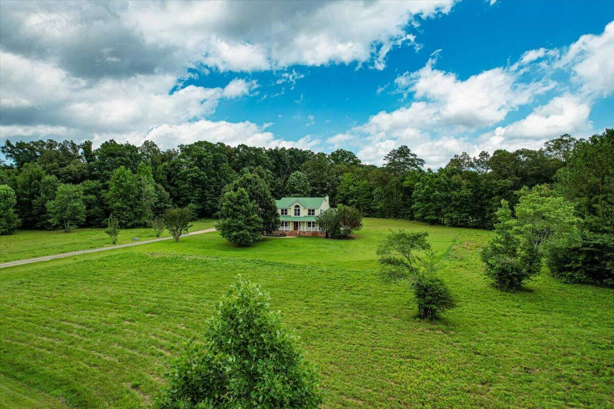 501 SE Strawhill Road