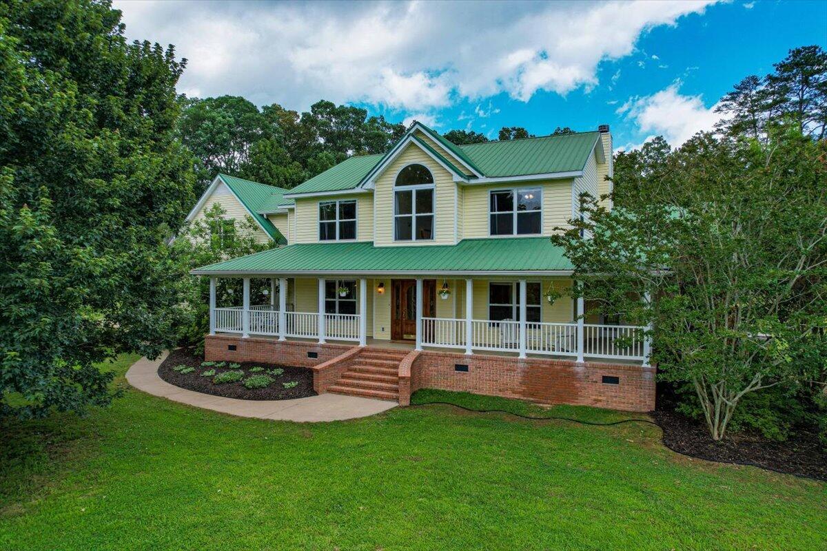 501 SE Strawhill Road