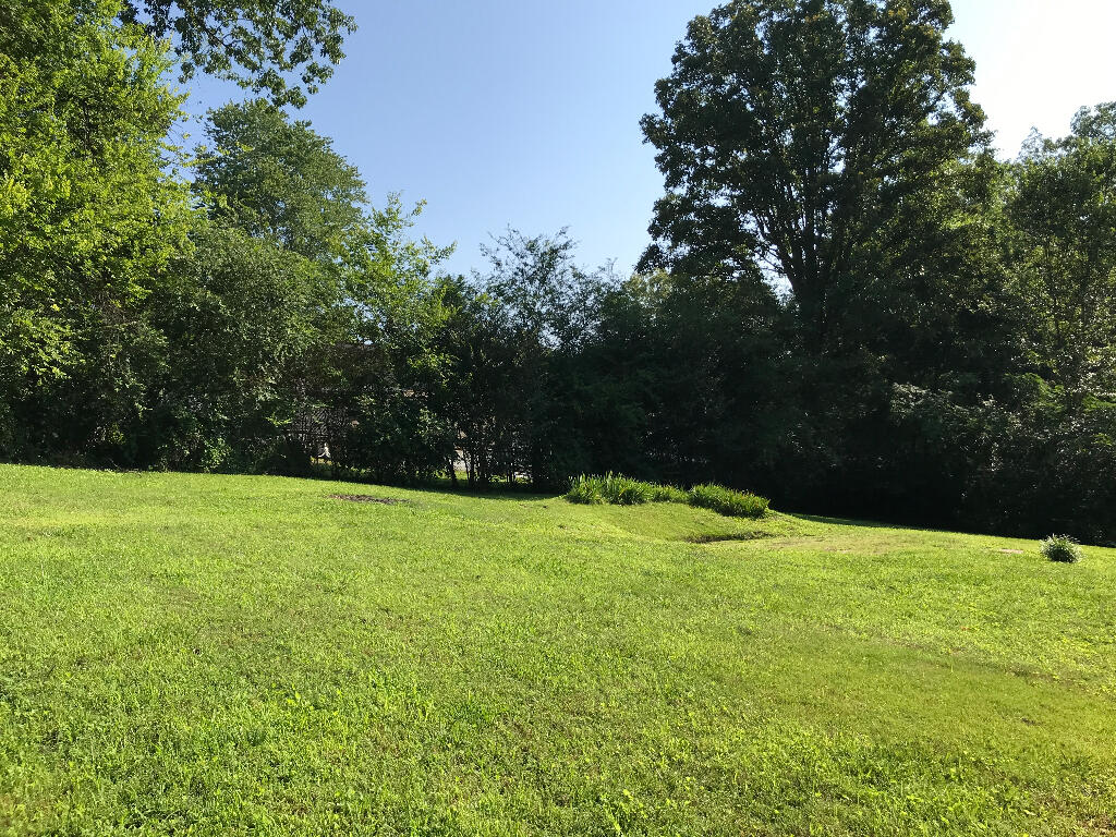 68 Robin Circle