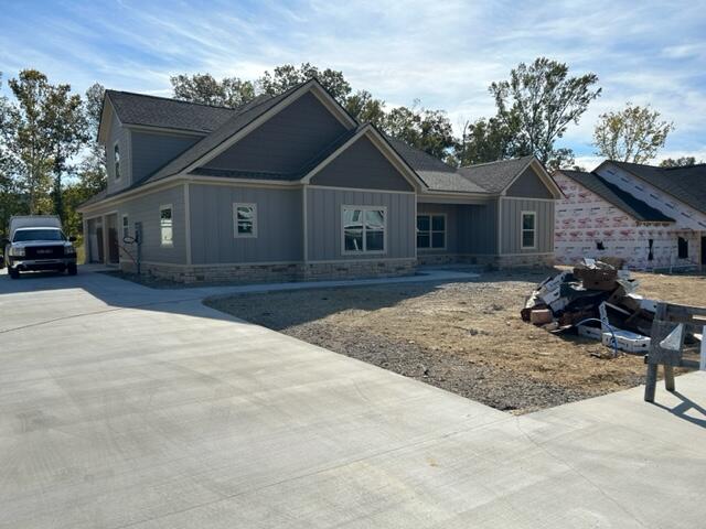 135 Bridlewood Drive, 8