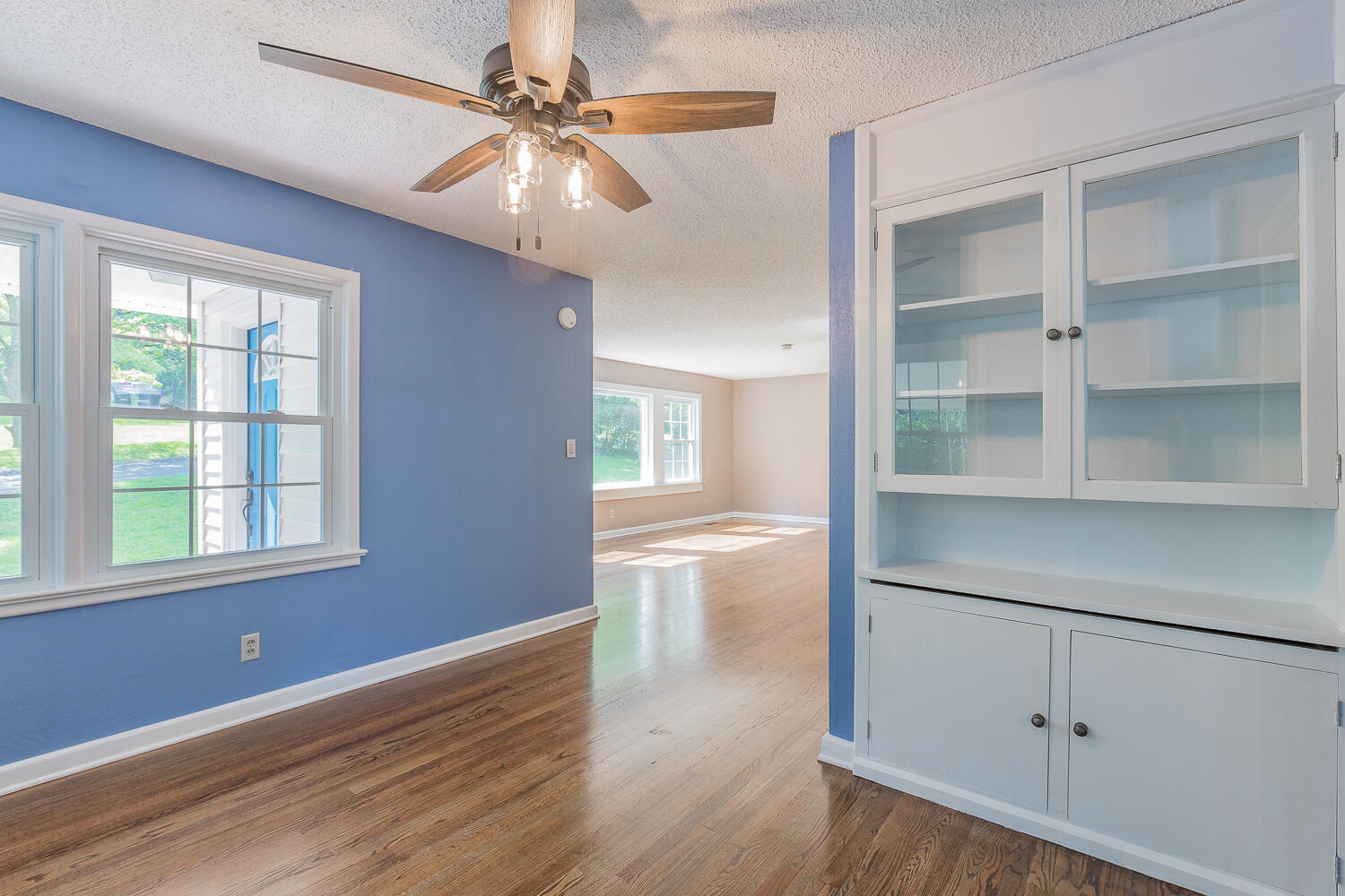 2843 Ozark Road
