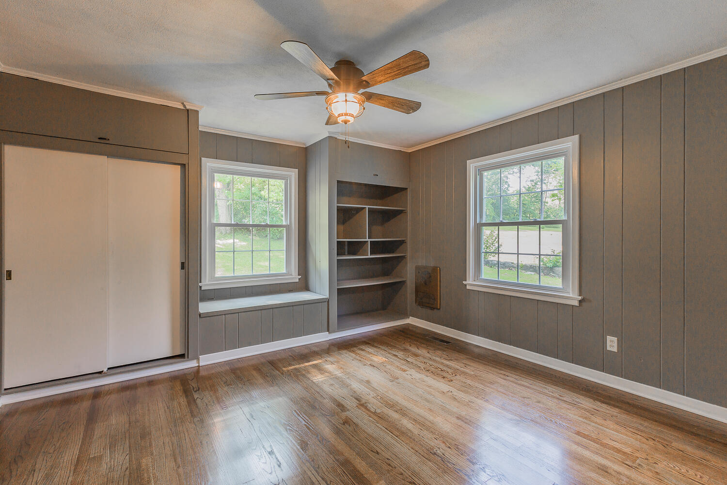 2843 Ozark Road