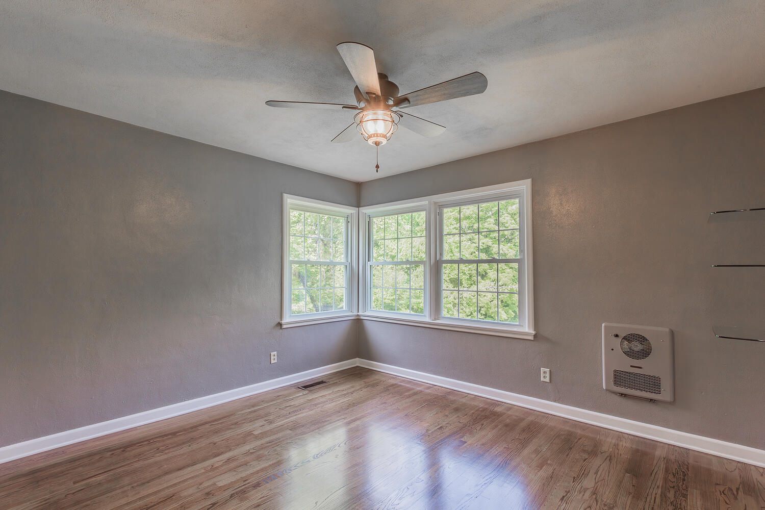 2843 Ozark Road