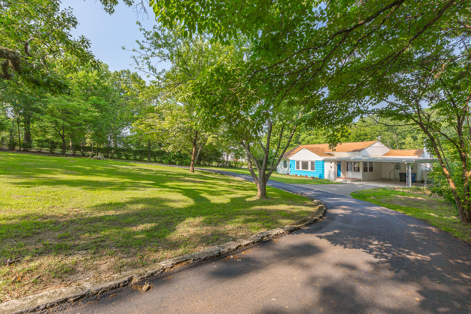 2843 Ozark Road