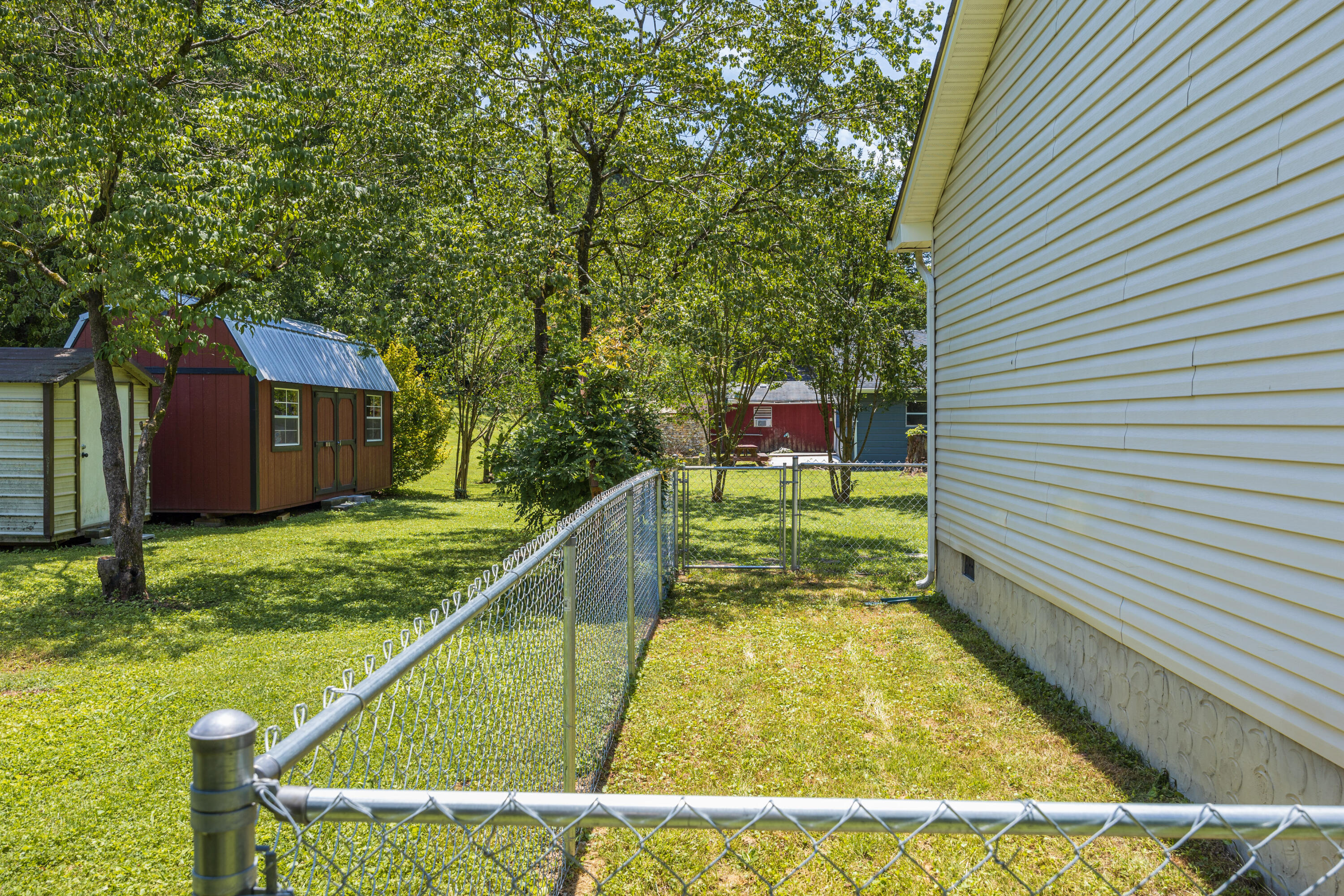 804 Schmidt Road