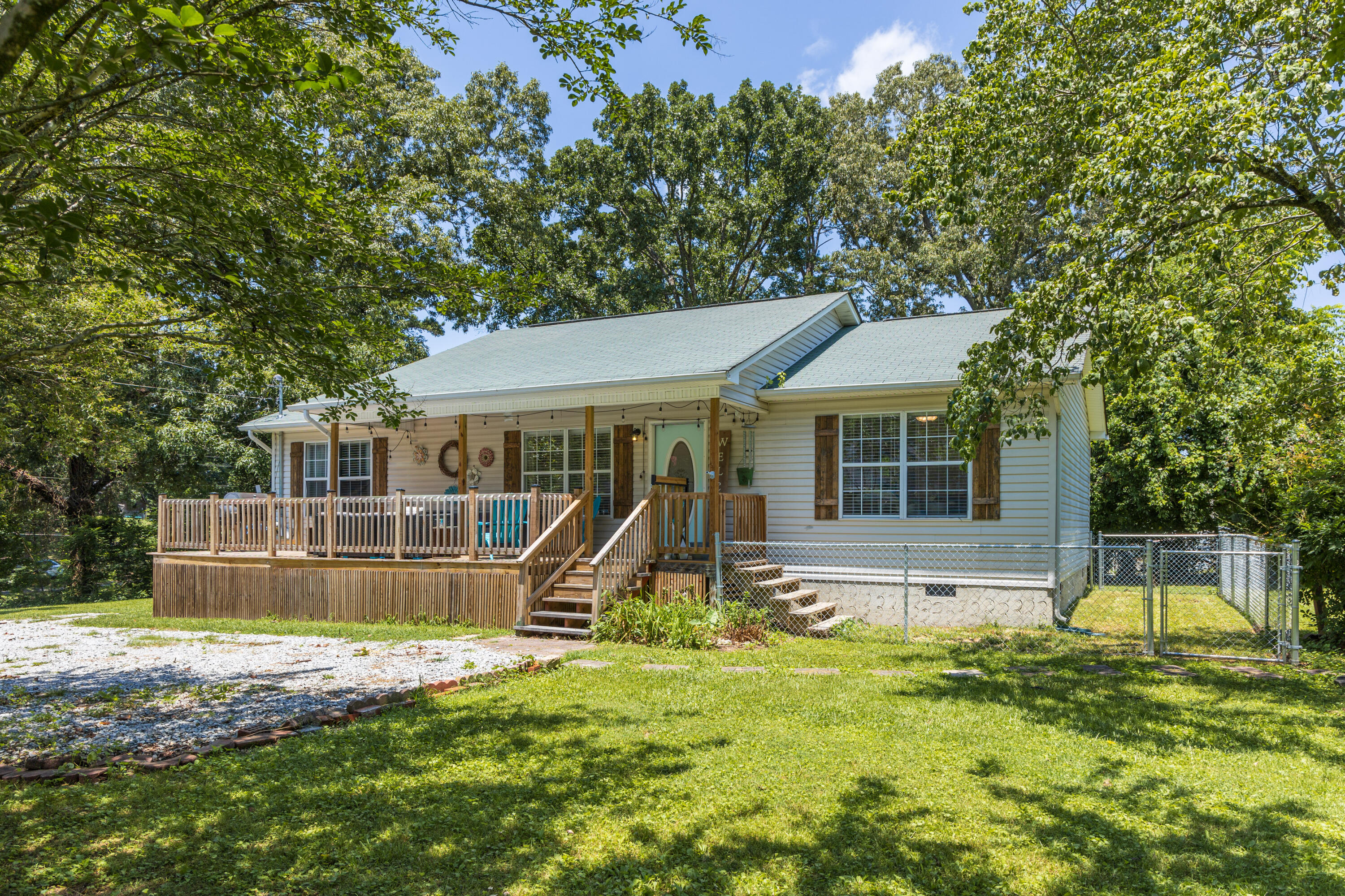 804 Schmidt Road
