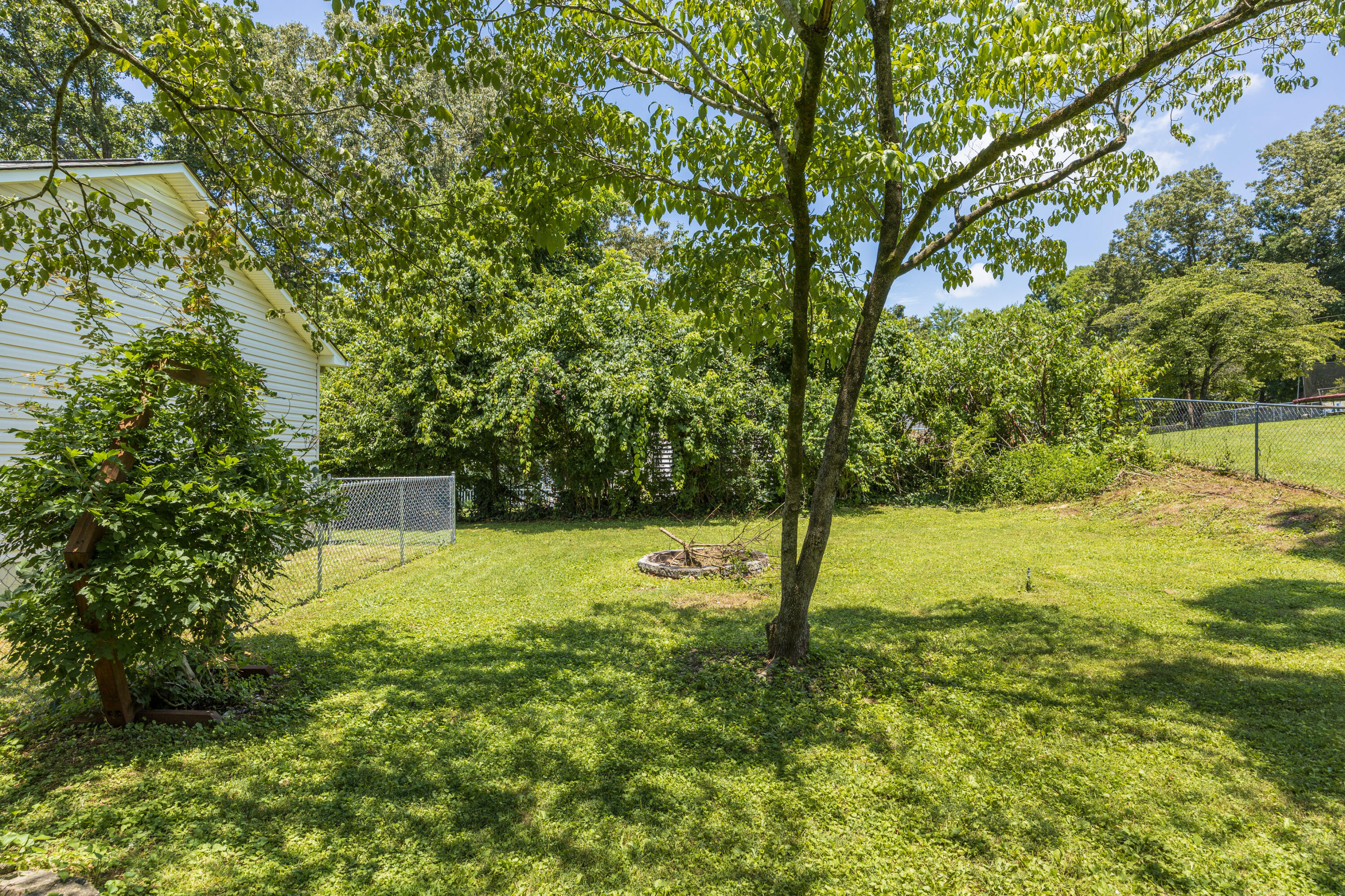 804 Schmidt Road