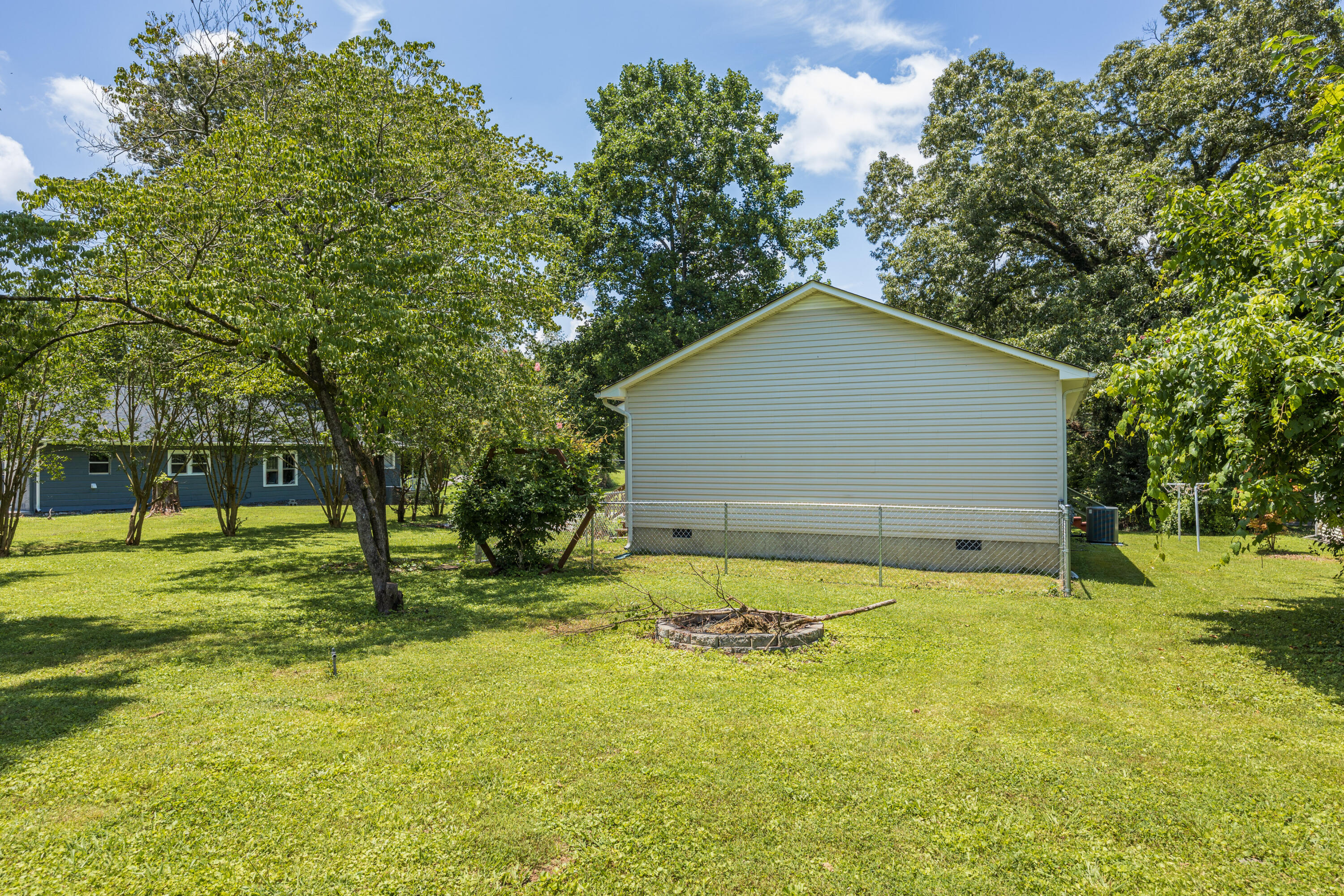 804 Schmidt Road