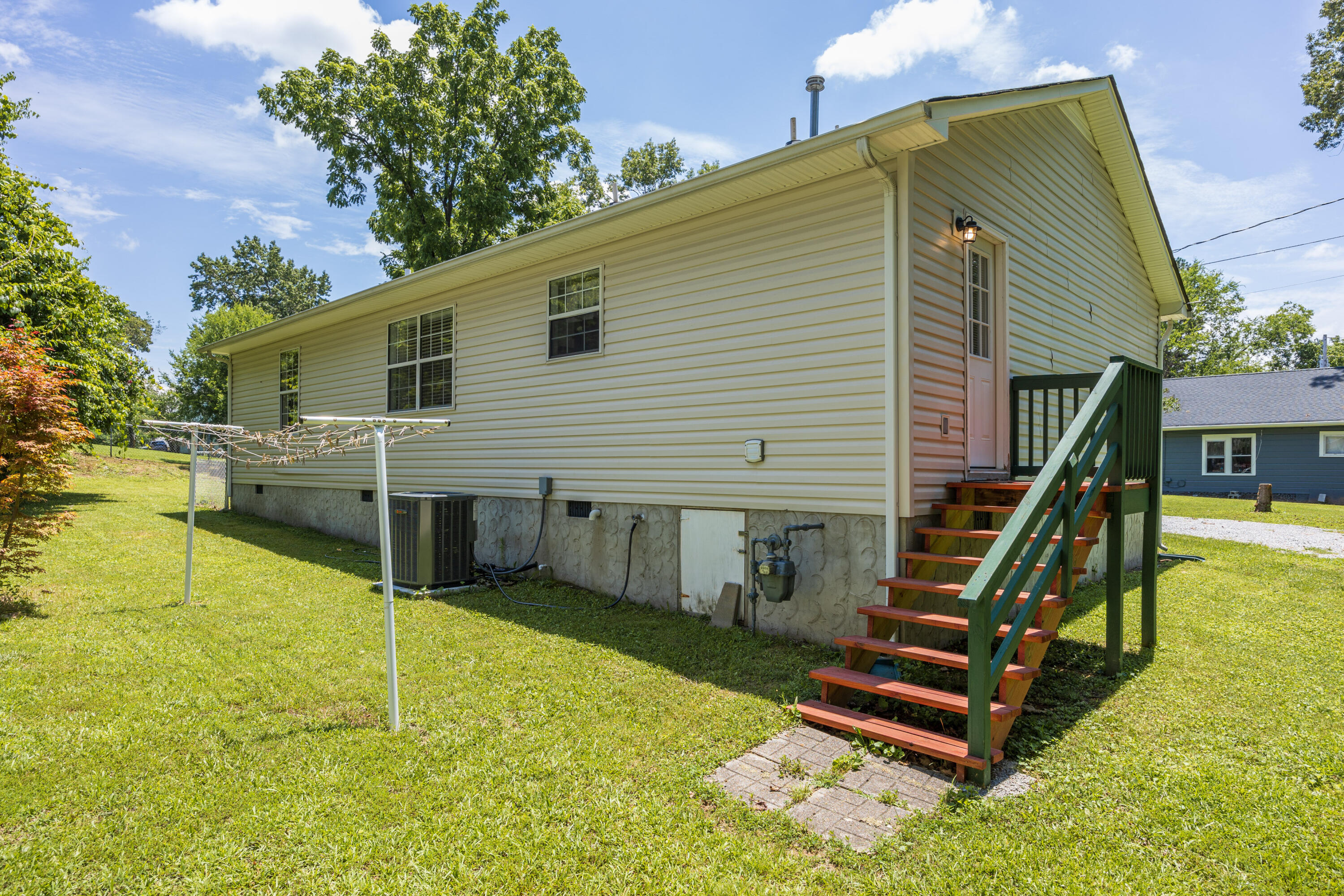 804 Schmidt Road