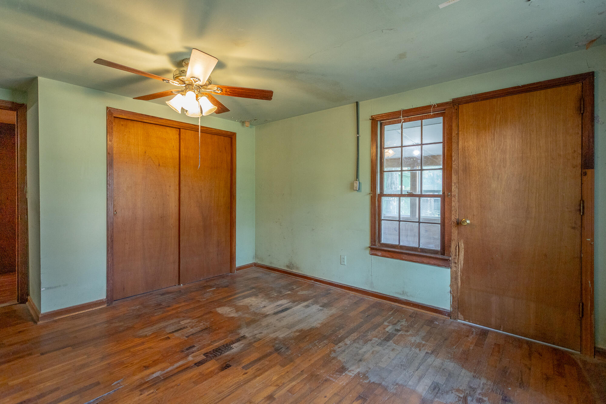 1215 W North Main Street, LaFayette