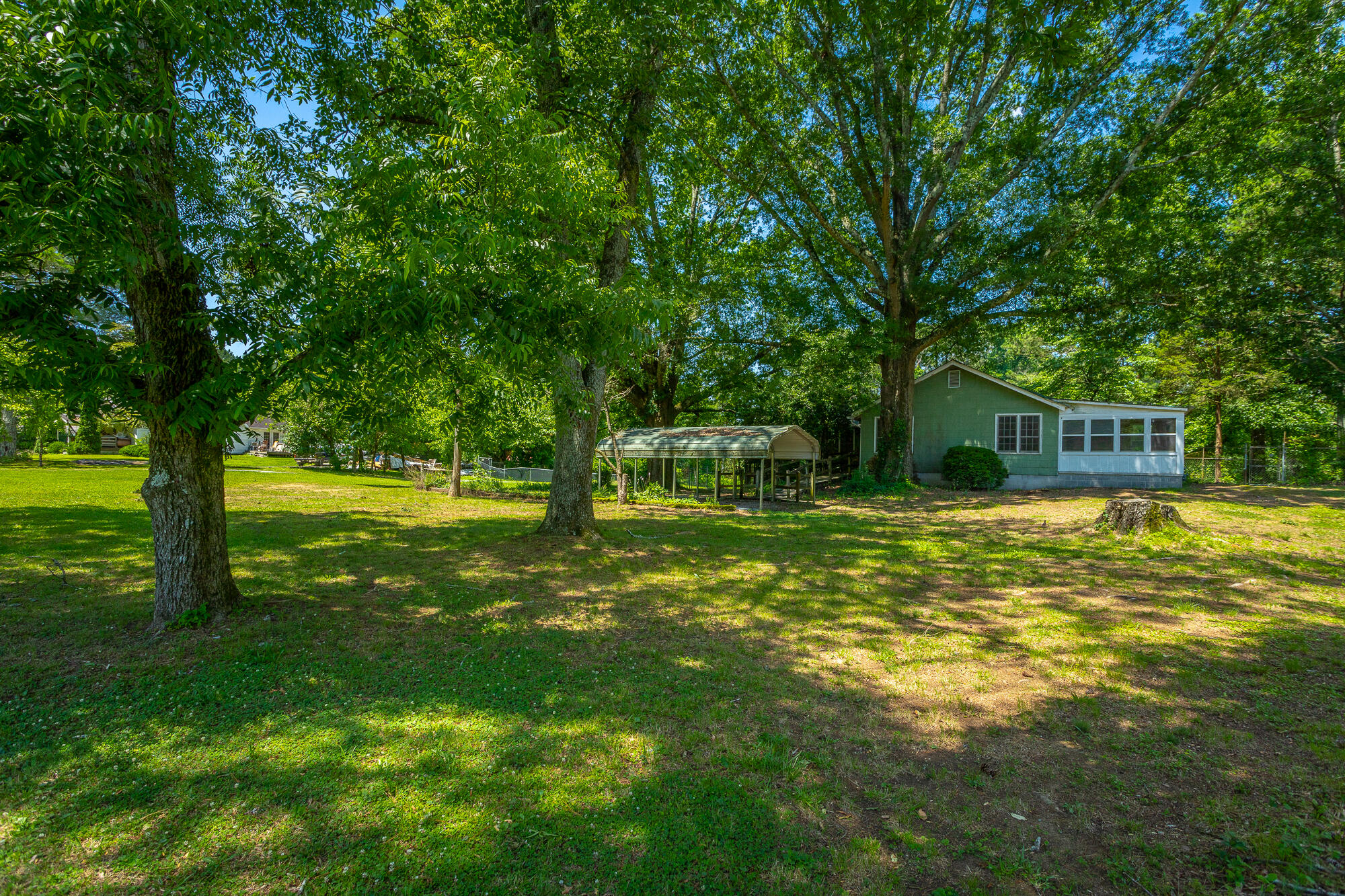 1215 W North Main Street, LaFayette