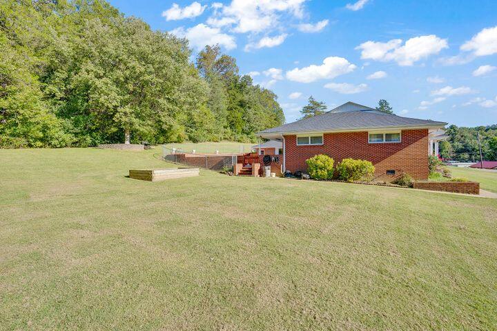 120 Wawona Drive