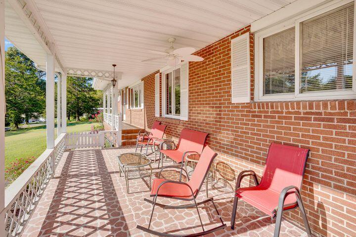 120 Wawona Drive