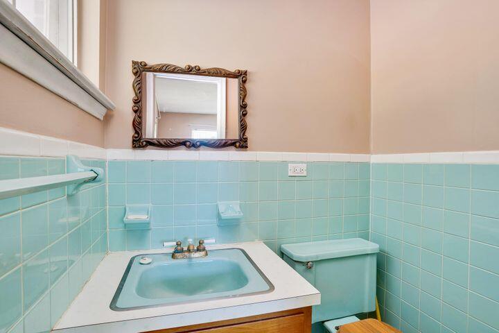 120 Wawona Drive