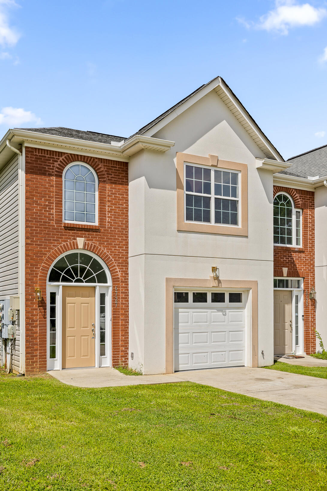 6727 Brianna Way