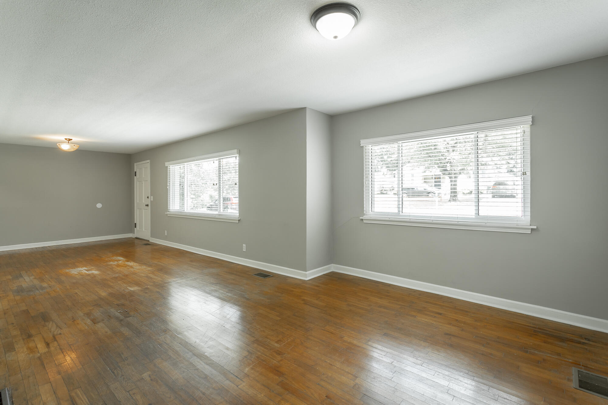 6029 Mill Road