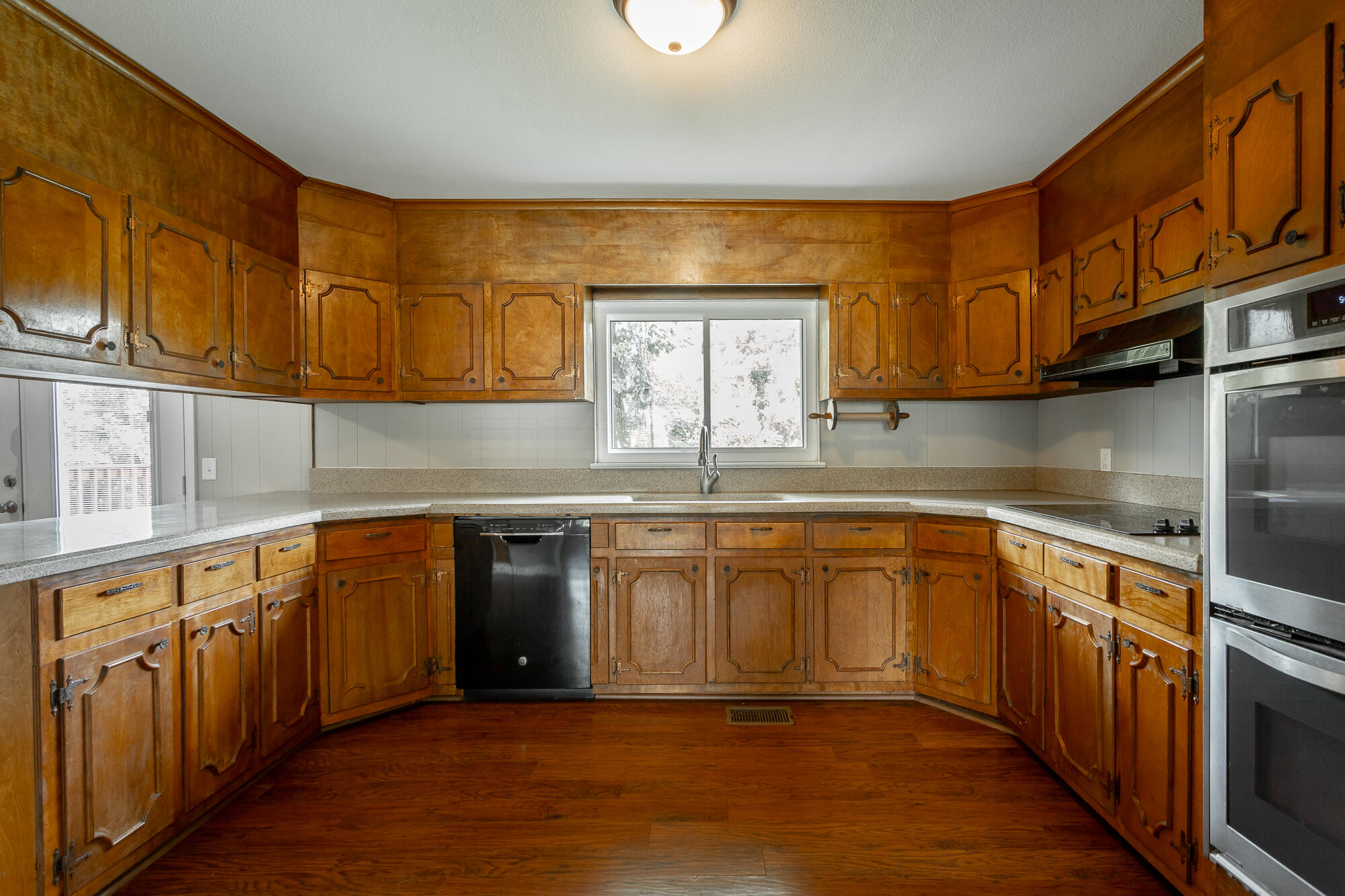 6029 Mill Road