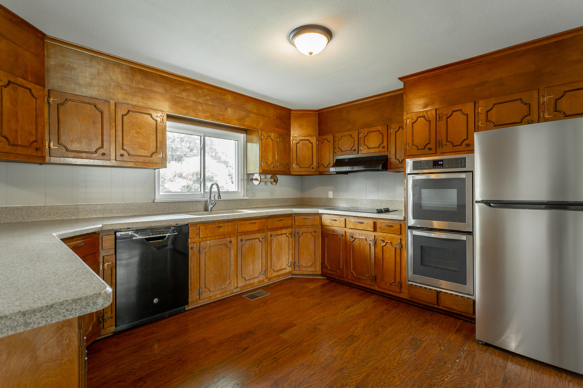 6029 Mill Road
