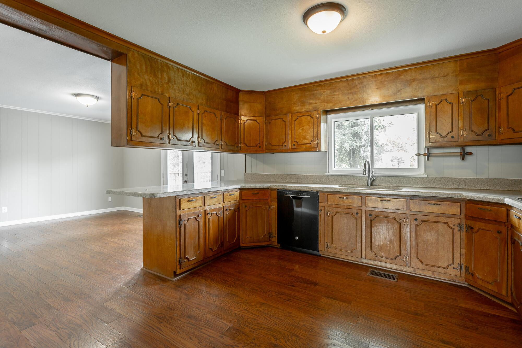 6029 Mill Road