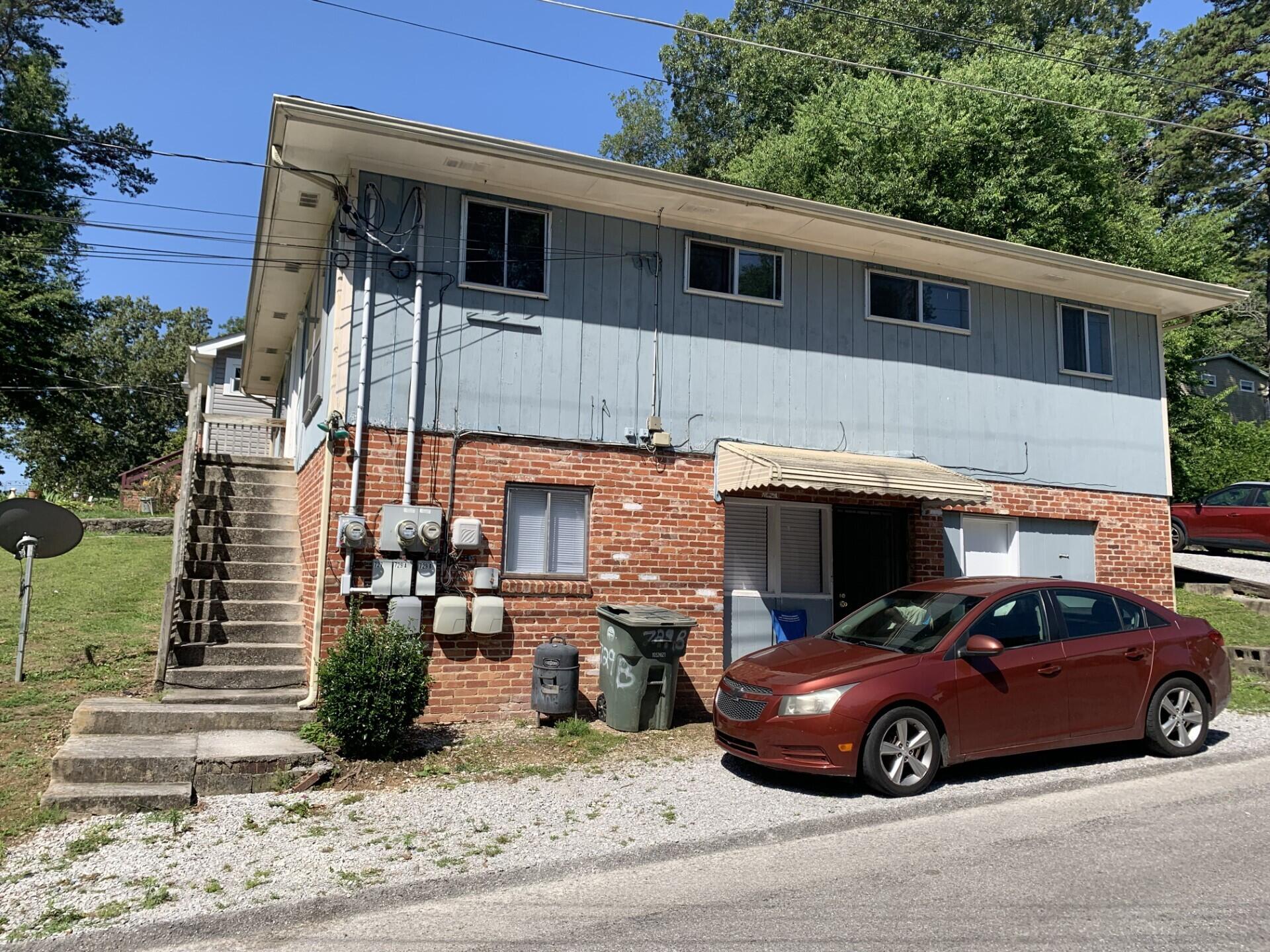 729 Davis Avenue