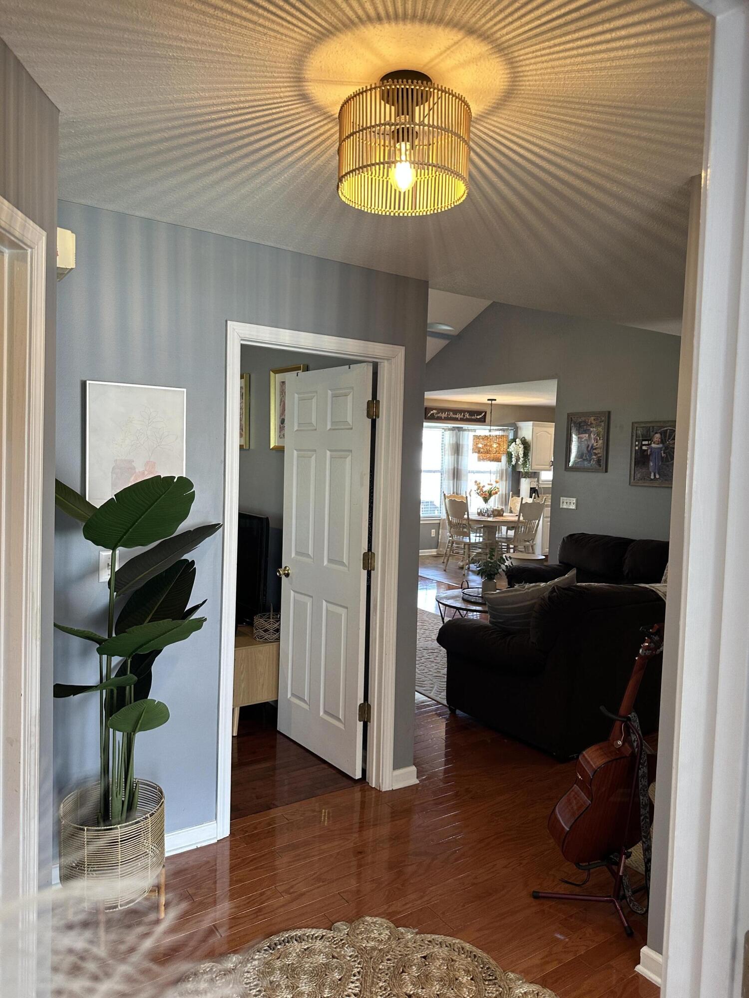 86 Lodgestone Drive