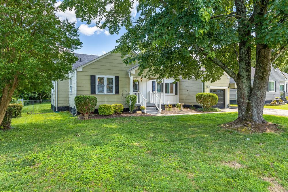 706 Shady Drive