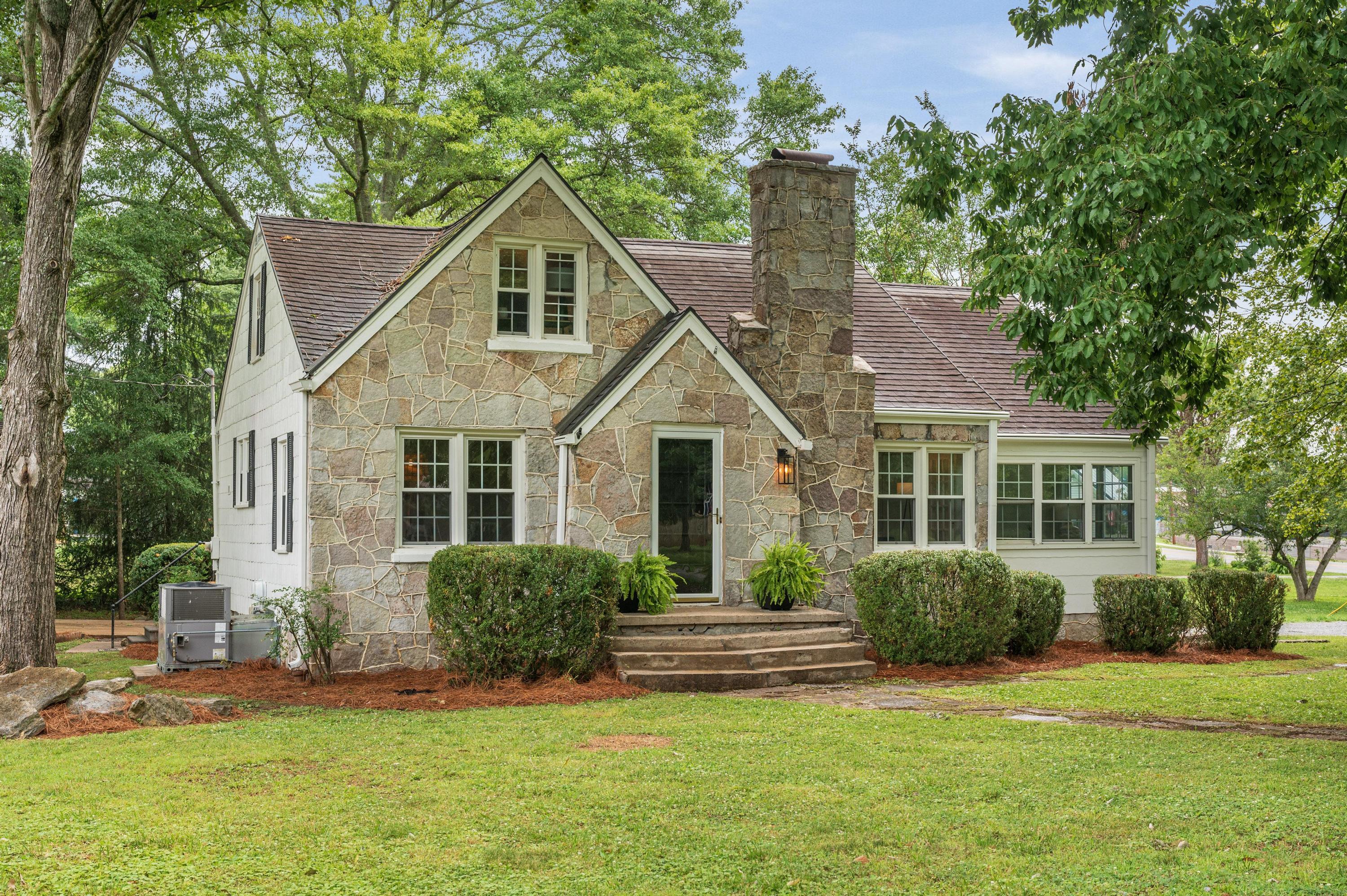 519 Cove Road