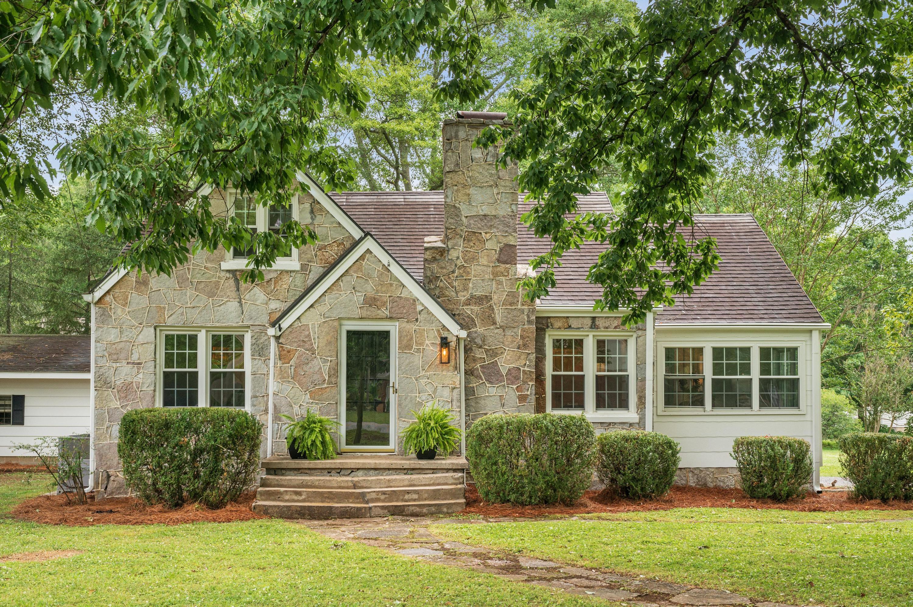 519 Cove Road
