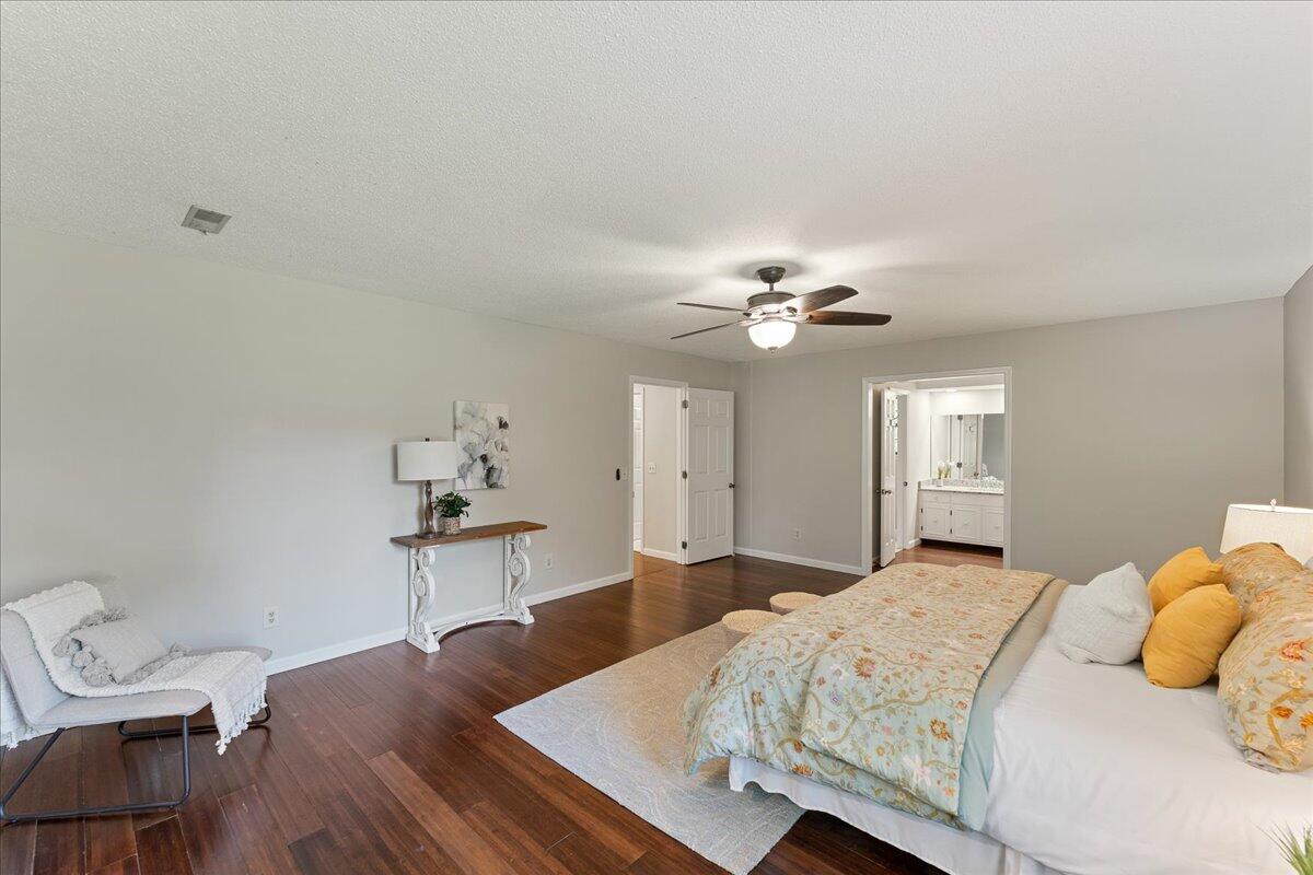 5122 Princeton Way