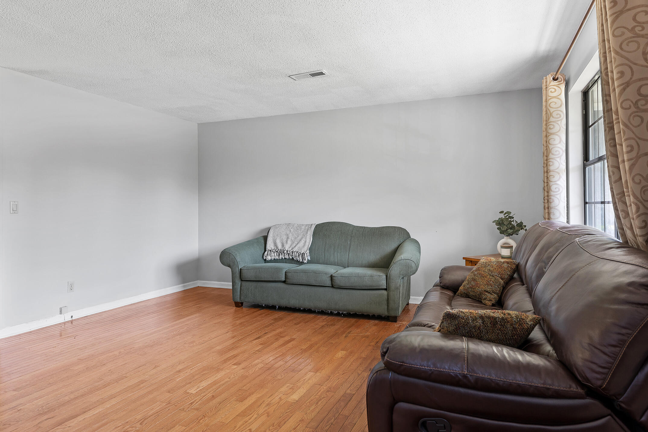 7522 Hydrus Drive