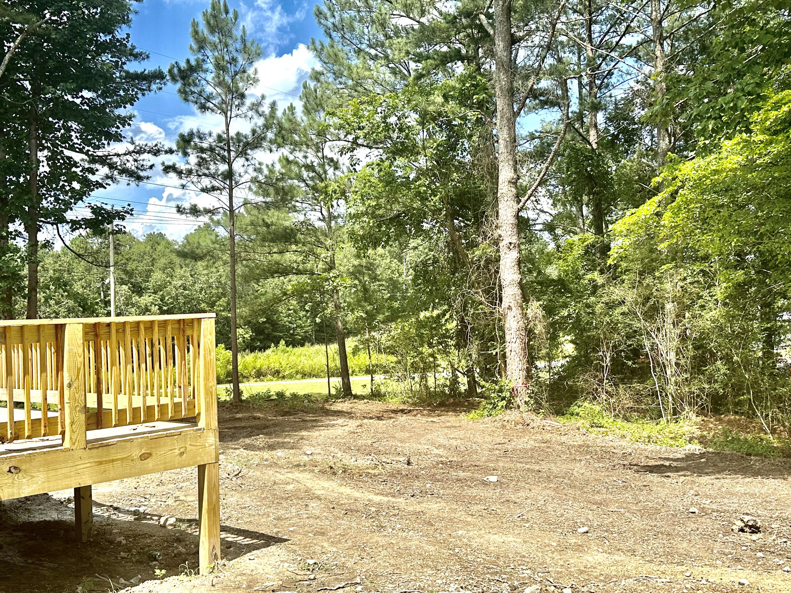 947 Bowman Road, 1