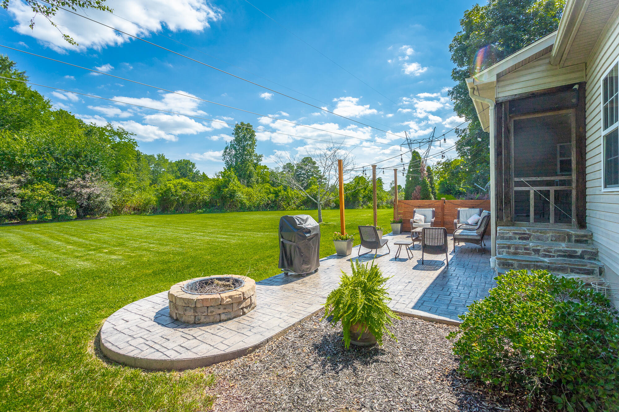 8628 Streamside Drive