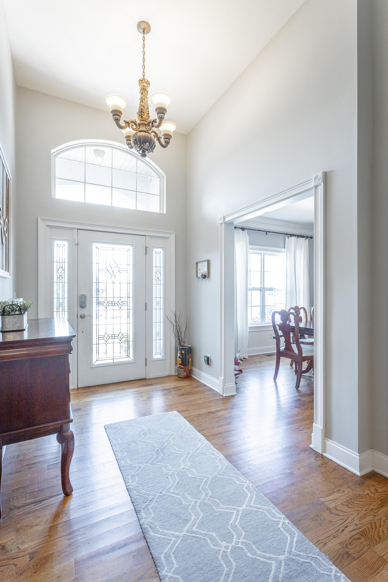 8628 Streamside Drive