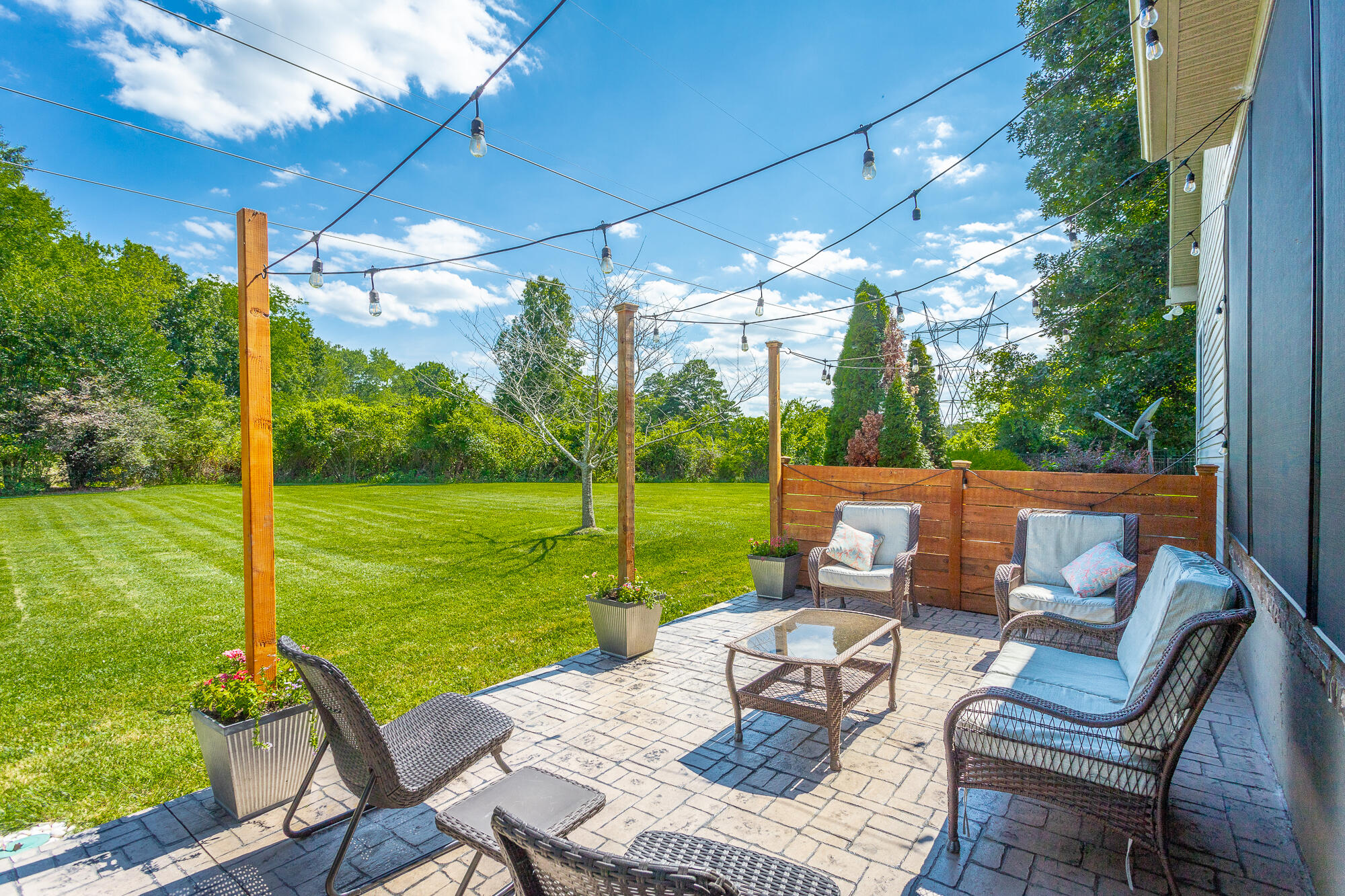 8628 Streamside Drive