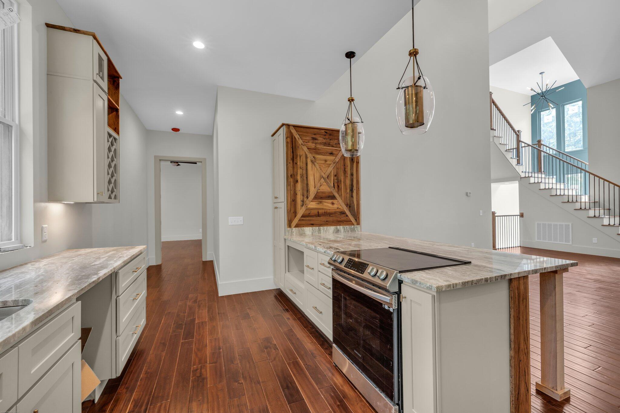 10077 Caseview Drive