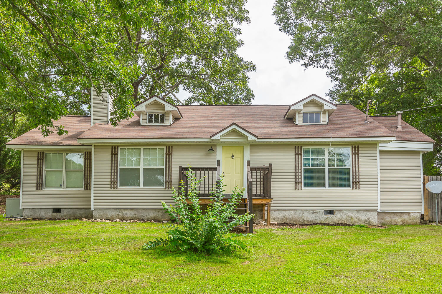 3623 E 136 Highway, LaFayette