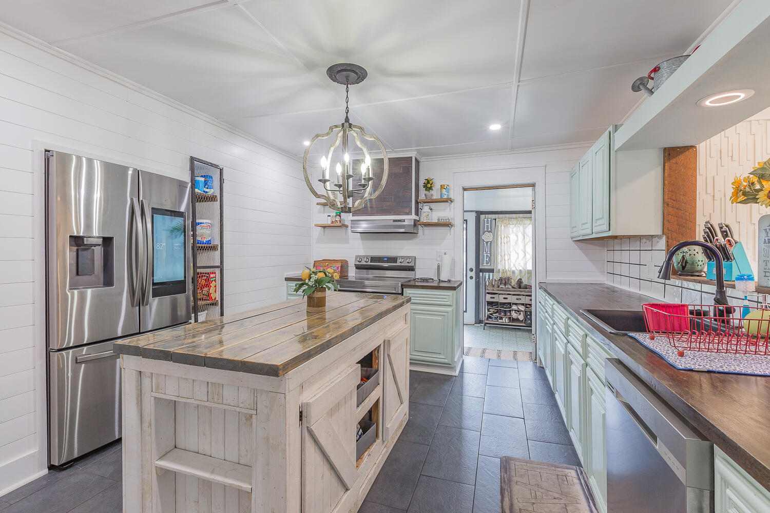 3623 E 136 Highway, LaFayette