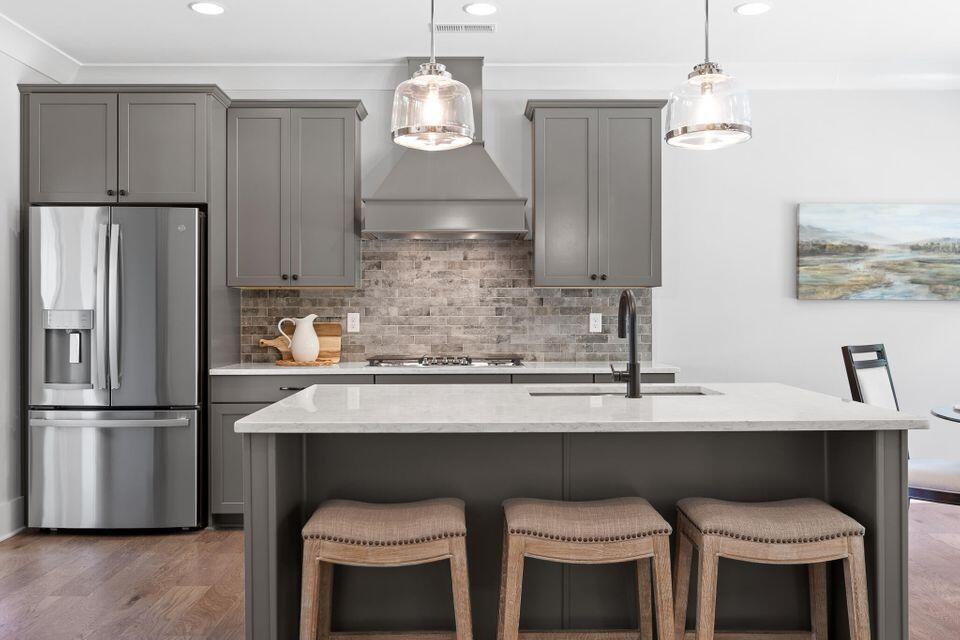1022 Omaha Circle, 115