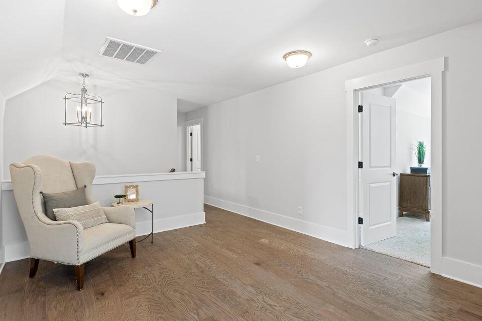 1022 Omaha Circle, 115